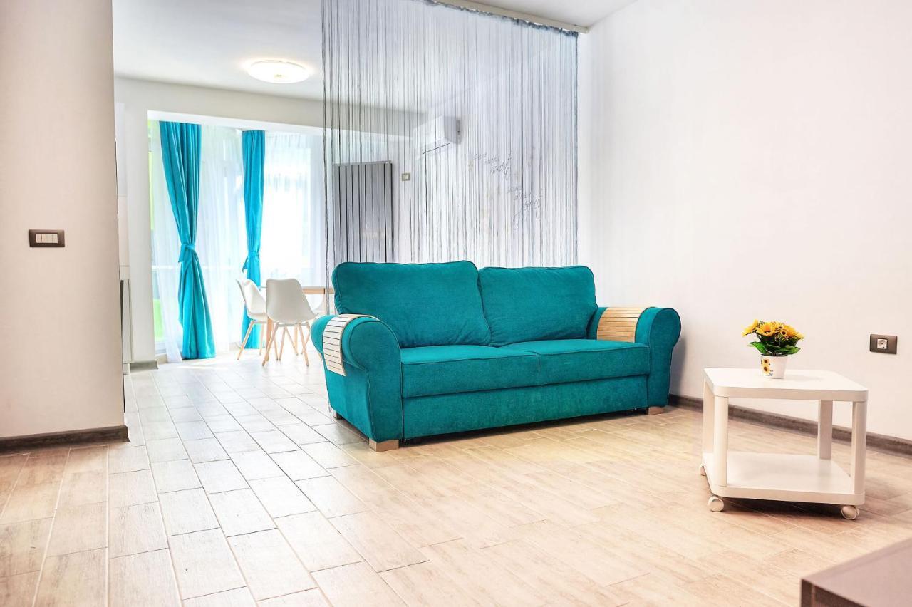 Sea Love Apt Spa N Pools Beach Resort Navodari Exterior photo