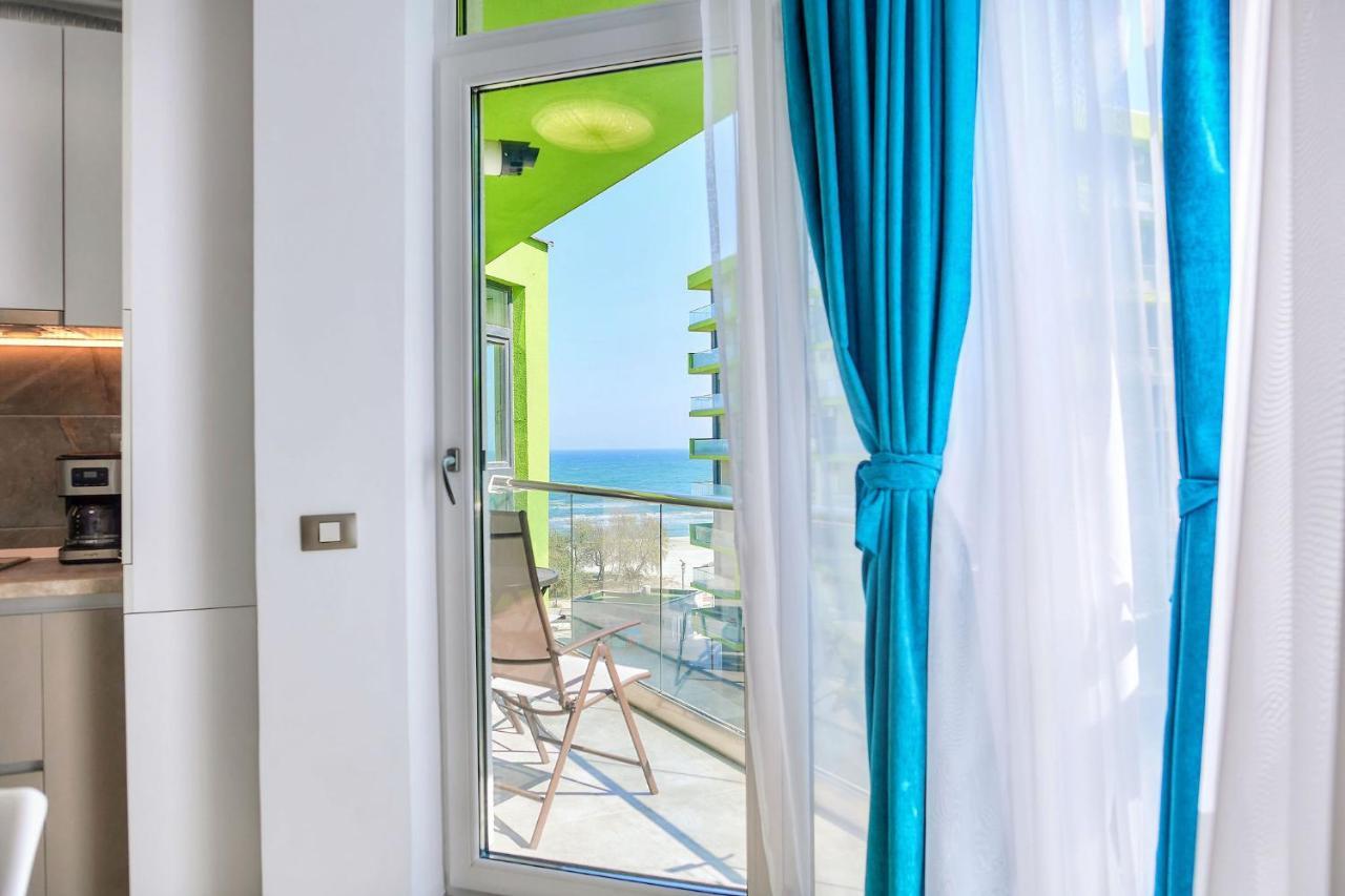 Sea Love Apt Spa N Pools Beach Resort Navodari Exterior photo